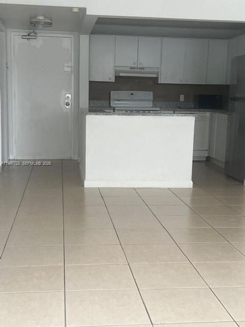 106-2175 Ne 170th St, North Miami Beach, FL, 33162 | Card Image