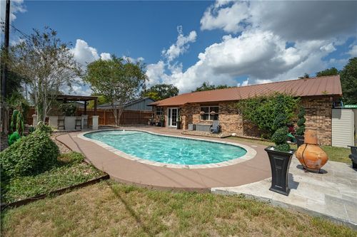 1202 Ebony Cir, Alice, TX, 78332-3109 | Card Image