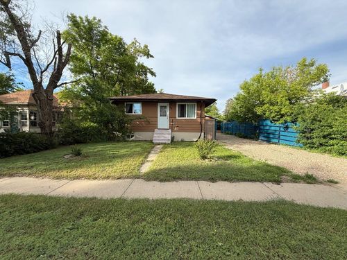 66 2 Avenue E, Tilley, AB, T0J3K0 | Card Image