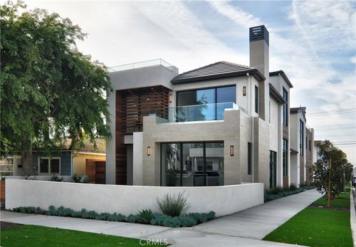 621 Narcissus Ave, Corona del Mar, CA, 92625 | Card Image