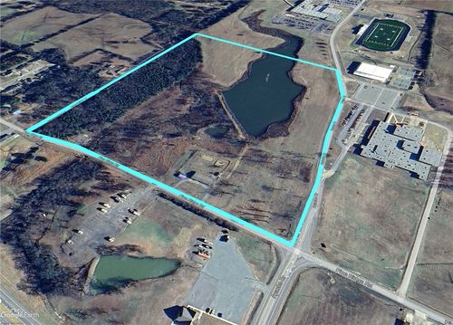 000 Pine Ridge Rd, Pottsville, AR, 72858 | Card Image