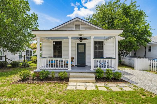 909 8th St, Port Royal, SC, 29935-2401 | Card Image