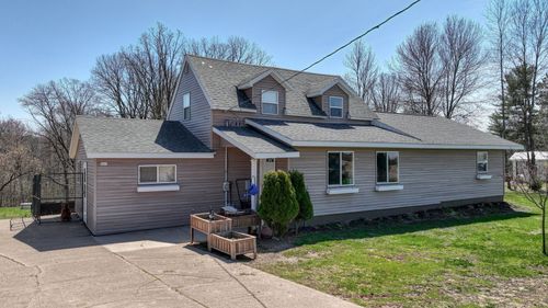 901 S Riverside Dr, CORNELL, WI, 54732-8353 | Card Image
