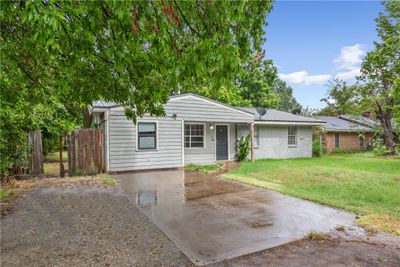 701 S 13th Avenue, House other with 4 bedrooms, 2 bathrooms and null parking in Teague TX | Image 3