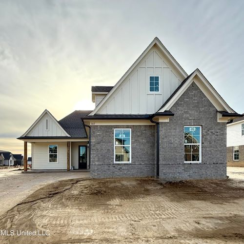 767 Coahoma Ct, Nesbit, MS, 38651 | Card Image