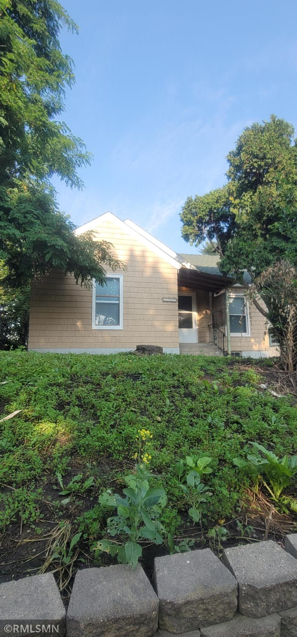 Irving Ave, Minneapolis, MN 55411