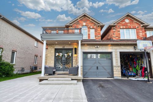 43 Mowat Cres, Georgetown, ON, L7G0A2 | Card Image