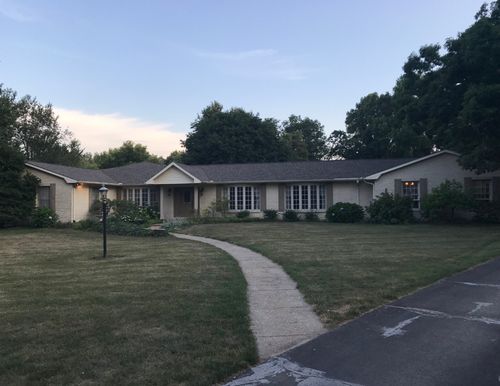 141 Woodlake Rd, Seymour, IL, 61875-9617 | Card Image