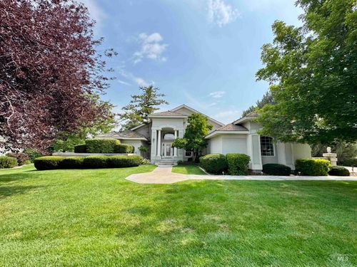 315 Clear Lake Ln, Buhl, ID, 83316-5274 | Card Image