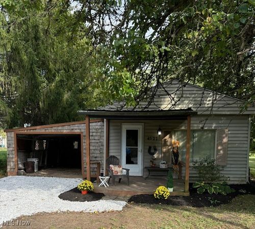 4527 Rock Cut Rd, Norton, OH, 44203-6049 | Card Image