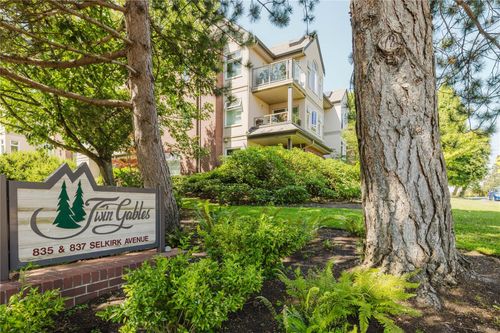204-835 Selkirk Ave, Esquimalt, BC, V9A2T7 | Card Image