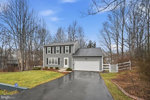 5905 Vista Ct, FREDERICKSBURG, VA, 22407-4367 | Card Image