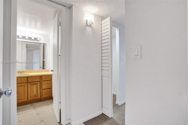 APT-2003 - 18151 Ne 31 St Ct, Condo with 1 bedrooms, 2 bathrooms and null parking in Aventura FL | Image 35