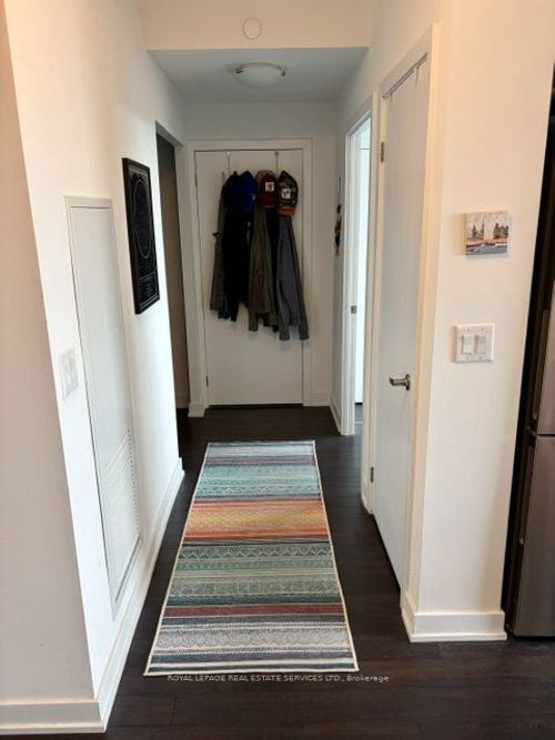 630 Greenwood Ave, Toronto, ON, M4J0A8 | Card Image