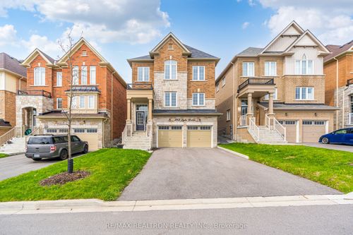 182 Lyle Dr, Bowmanville, ON, L1C0V6 | Card Image