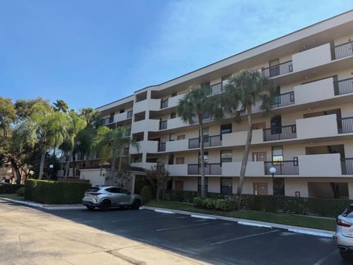 504-2766 Carambola Cir S, Coconut Creek, FL, 33066-2300 | Card Image