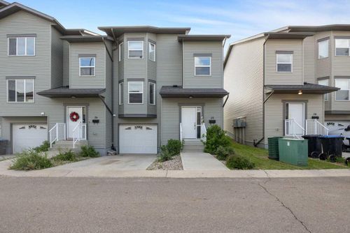 25-120 Warren Way, Fort Mcmurray, AB, T9H5J4 | Card Image