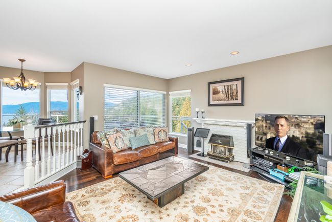5394 Westhaven Wynd, House other with 5 bedrooms, 3 bathrooms and 2 parking in West Vancouver BC | Image 8