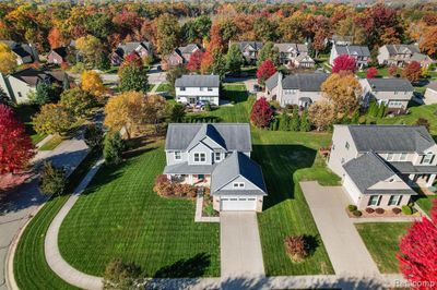 94 Blackberry Drive, Home with 4 bedrooms, 2 bathrooms and null parking in White Lake Twp MI | Image 3