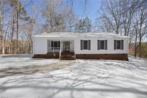 5715 Hickory Fork Rd, Gloucester, VA, 23061-3709 | Card Image