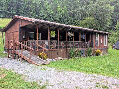 693 Nebo Walker Rd, Nebo, WV, 25141-9509 | Card Image