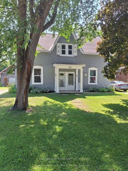 215 Cedar St, Stayner, ON, L0M1S0 | Card Image