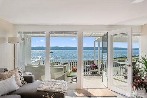 1353 Bythesea Way, Camano Island, WA, 98282-8430 | Card Image