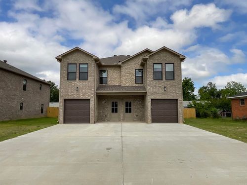 404 &amp; 406 E Center Street, Jacksonville, AR, 72076 | Card Image