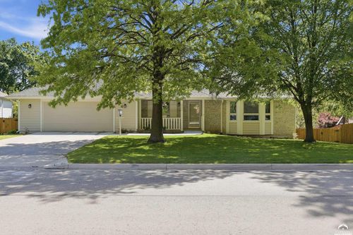 808 Fox Chase Ct, Lawrence, KS, 66049-4727 | Card Image