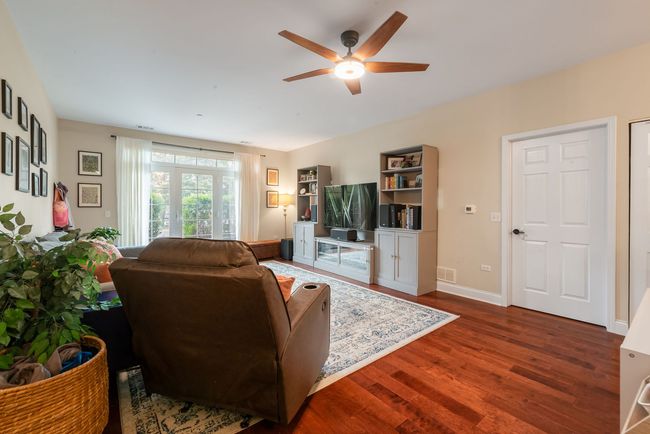 APT-102 - 620 Mchenry Rd, Condo with 2 bedrooms, 2 bathrooms and 1 parking in Wheeling IL | Image 8