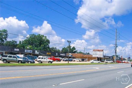 129-103 E Montgomery Crossroads Cross, savannah, GA, 31406 | Card Image