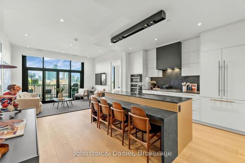 710-1 Strathgowan Ave, Toronto, ON, M4N0B3 | Card Image