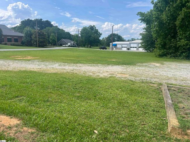 600 N Main St, Home with 0 bedrooms, 0 bathrooms and null parking in Honea Path SC | Image 4