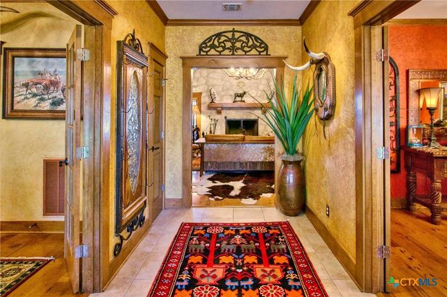 521 Bluff Creek Rd, Home with 3 bedrooms, 4 bathrooms and null parking in Center Point TX | Image 6
