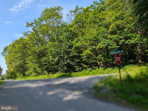 752 Mountain View Dr, Schellsburg, PA, 15559-7606 | Card Image