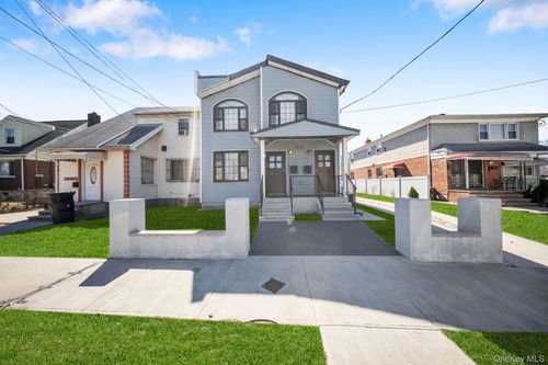 22008 145th Ave Springfield Gardens, New York, NY, 11413 | Card Image