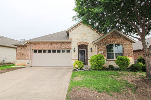 9307 Water Oak Court, Arlington, TX, 76002 | Card Image