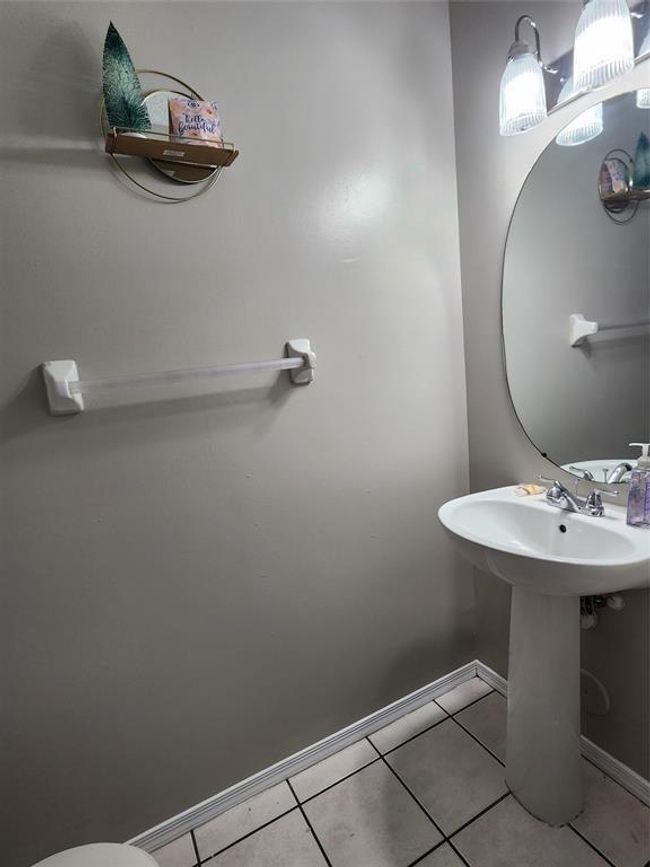 Two piece bathroom | Image 11
