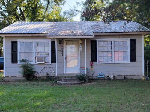 516 N Elm St, New Boston, TX, 75570-2605 | Card Image