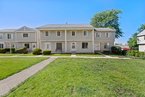 422-422 Gainsborough Ct, Bolingbrook, IL, 60440-2904 | Card Image