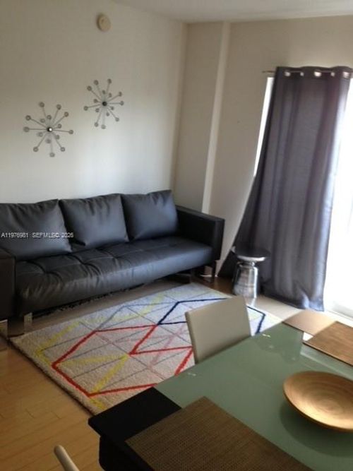 apt-304-2740 Sw 28th Ter, Miami, FL, 33133-3771 | Card Image