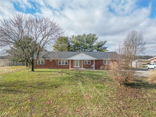 7664 S 800 E, Edinburgh, IN, 46124-1090 | Card Image