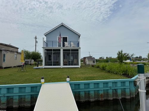 7286 S Channel Dr, Harsens Island, MI, 48028 | Card Image