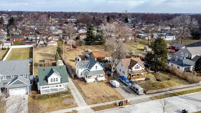 517 Devillen Ave, Home with 3 bedrooms, 1 bathrooms and null parking in Royal Oak MI | Image 4