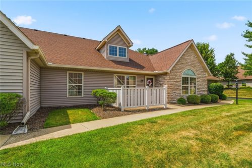 2601 Barnstone Ave Sw, Canton, OH, 44706-2279 | Card Image