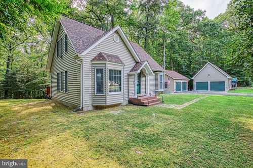 70 Francis St, Montross, VA, 22520-9107 | Card Image