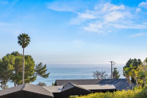 2521 Whitney Ave, SUMMERLAND, CA, 93067-8064 | Card Image