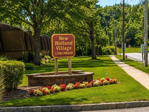 124 New Holland Village, Clarkstown, NY, 10954 | Card Image