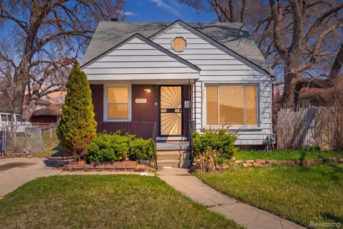 12716 Conner St, Detroit, MI, 48205-3225 | Card Image
