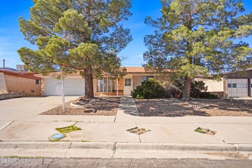 10337 Galahad Way, El Paso, TX, 79924-2908 | Card Image